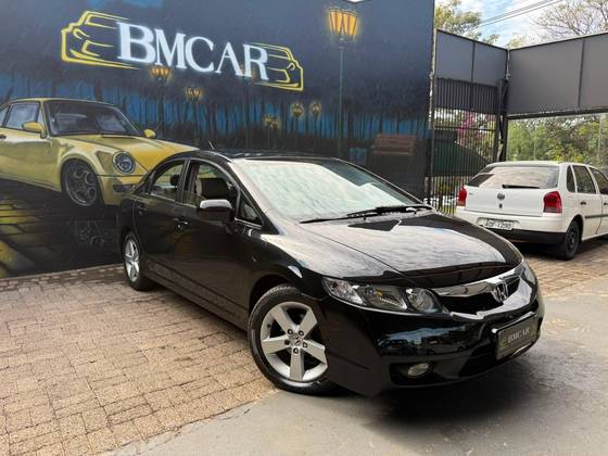HONDA CIVIC 1.8 LXS 16V FLEX 4P AUTOMÁTICO HONDA CIVIC 1.8 LXS 16V FLEX 4P AUTOMÁTICO